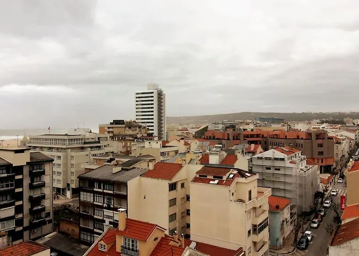 - Do Relogio Apartment *