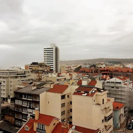 - Do Relógio Apartamento *